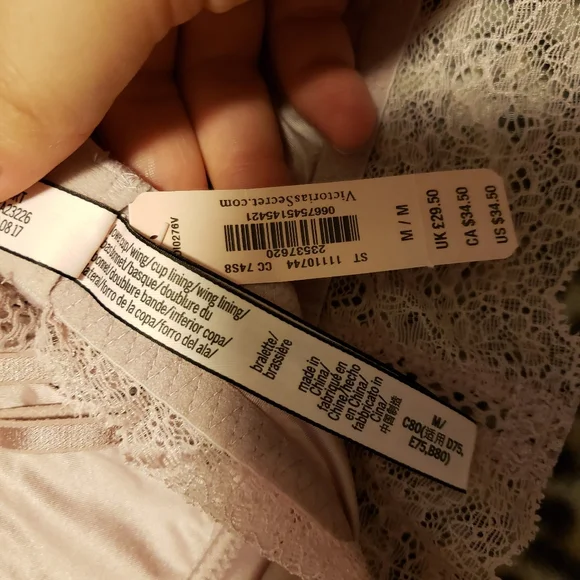 2017 Victoria's Secret Very Sexy Chantilly Lace Plunge Bralette, Size M NWT Pink - Picture 10 of 11